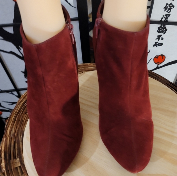 LILLIANA RICH BURGUNDY LADIES BOOTIES SIDE ZIPPER CLOSE/SIZE 7 - Picture 9 of 10